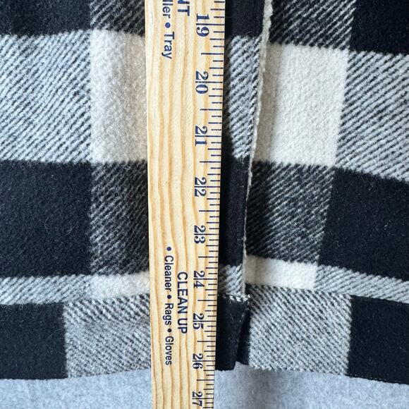 Levi’s Sherpa Lined Wool Trucker Jacket Women’s Med Buffalo Plaid Black Western - Picture 8 of 14